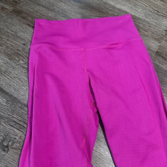 Athleta Aurora Seamless Ribbed High Rise Leggings Pink Small - Picture 2 of 3